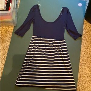 🌟NWT🌟 Navy and White Dress